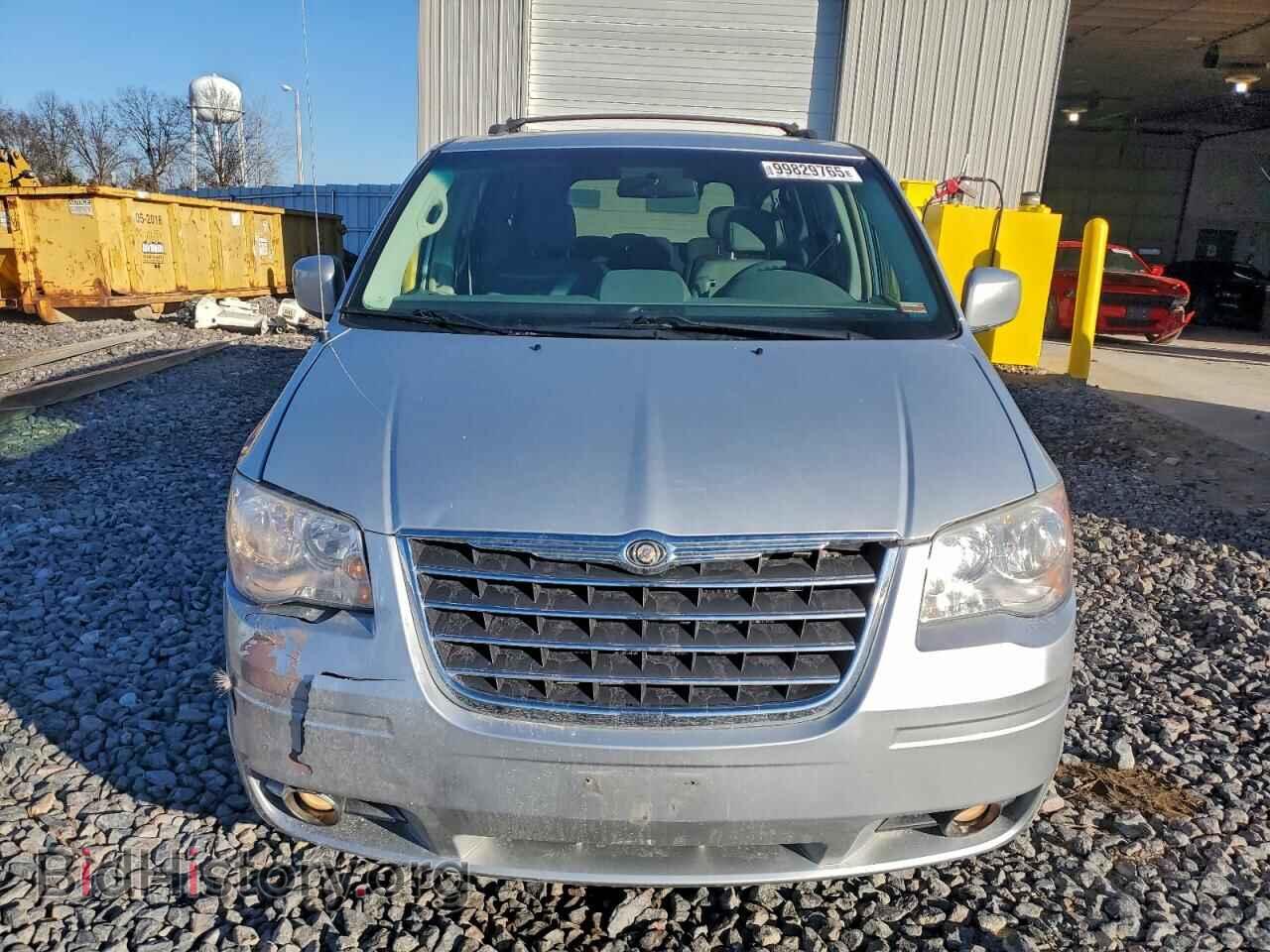 2008 CHRYSLER MINIVAN - VIN: 2A8HR54P38R762309 - Фото 5