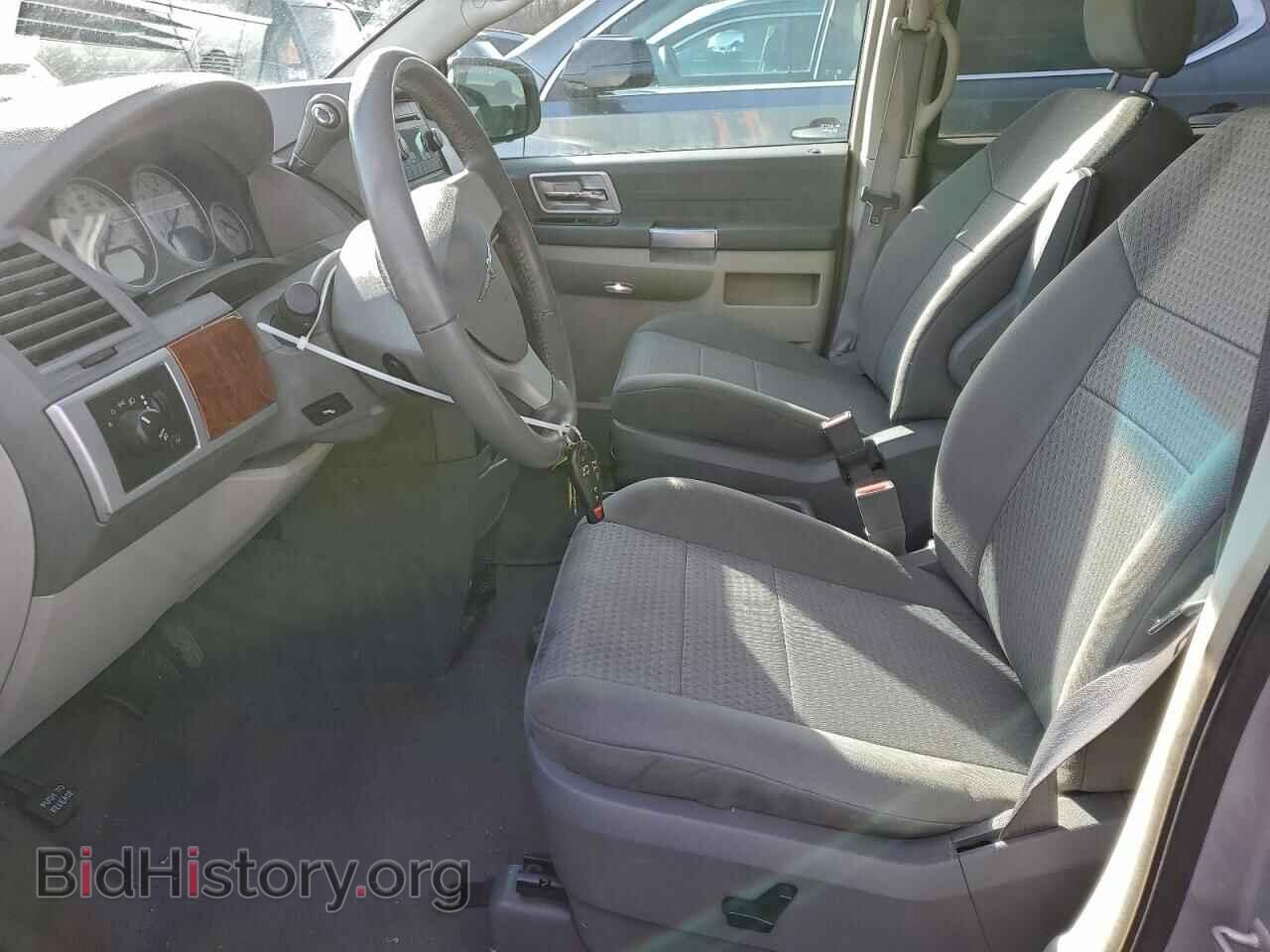2008 CHRYSLER MINIVAN - VIN: 2A8HR54P38R762309 - Фото 7