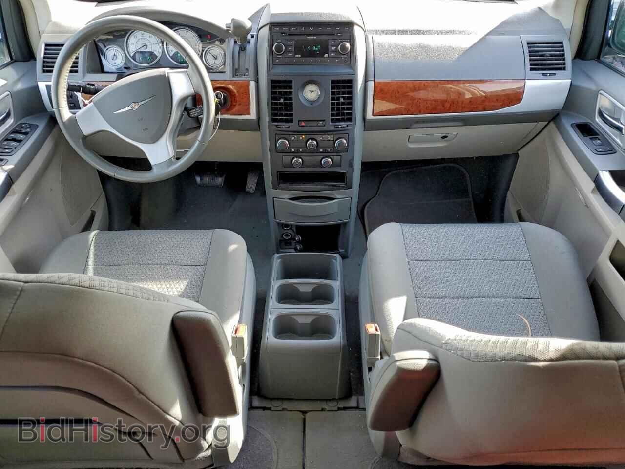 2008 CHRYSLER MINIVAN - VIN: 2A8HR54P38R762309 - Фото 8