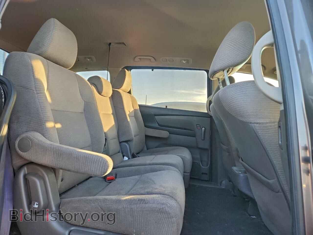 2011 HONDA All Models - VIN: 5FNRL5H44BB045448 - Photo 11