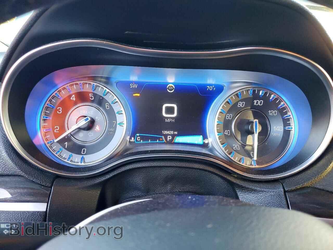 2019 CHRYSLER 300 - VIN: 2C3CCAAG8KH612245 - Фото 9