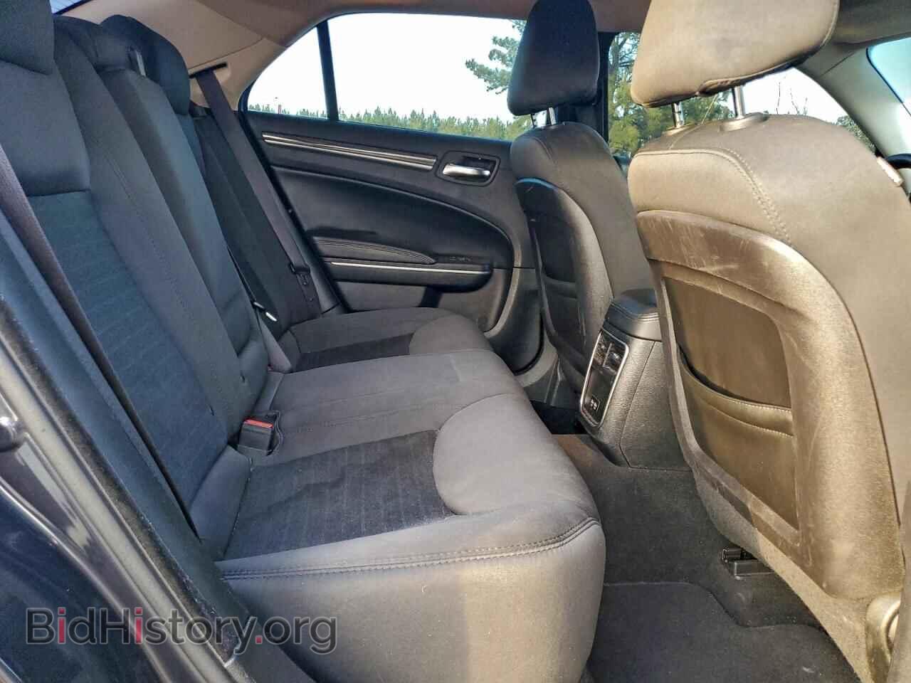 2019 CHRYSLER 300 - VIN: 2C3CCAAG8KH612245 - Фото 10
