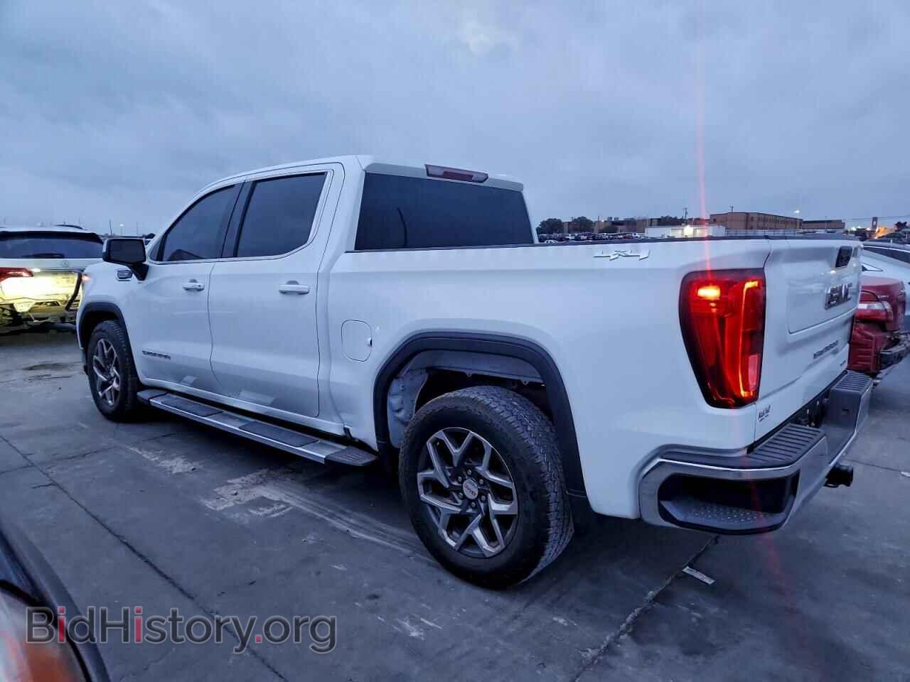 2022 GMC SIERRA - VIN: 3GTUUBED2NG624902 - Фото 2