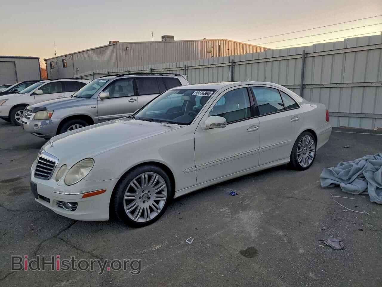 Фотография WDBUF56X98B223413 - MERCEDES-BENZ E-CLASS 2008