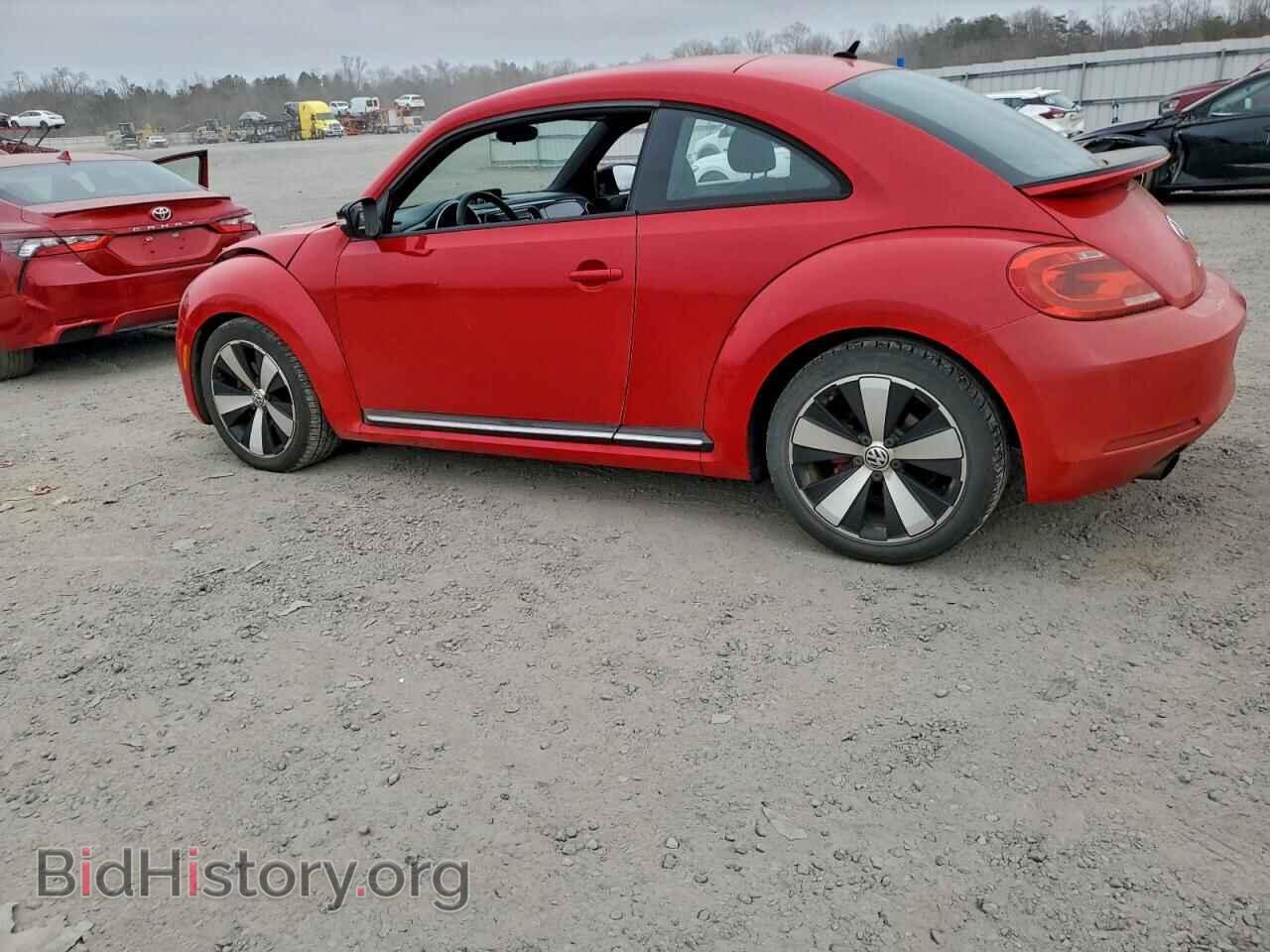 2012 VOLKSWAGEN BEETLE - VIN: 3VWVA7AT2CM655330 - Фото 2