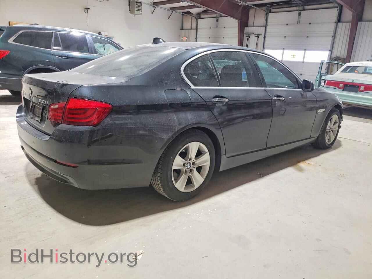 2012 BMW 5 SERIES - VIN: WBAXH5C59CDW06743 - Photo 3