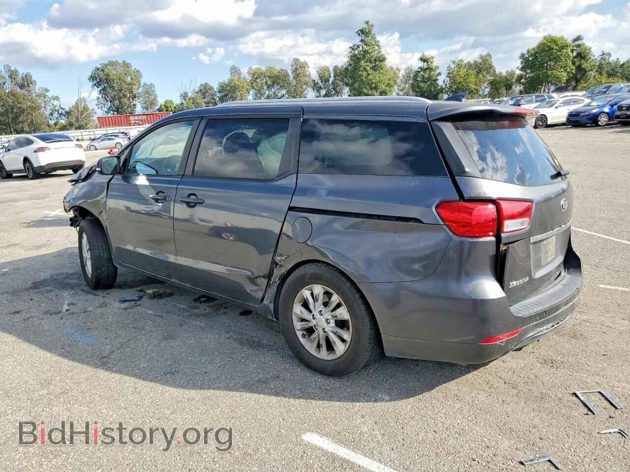 2016 KIA All Models - VIN: KNDMB5C19G6215672 - Photo 2