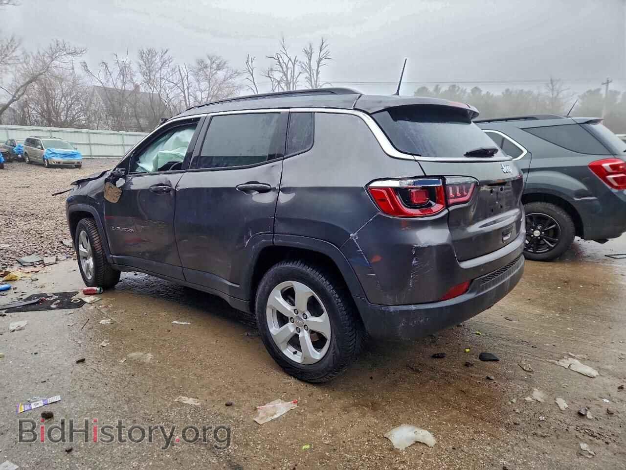2018 JEEP COMPASS - VIN: 3C4NJCBB7JT344190 - Фото 2