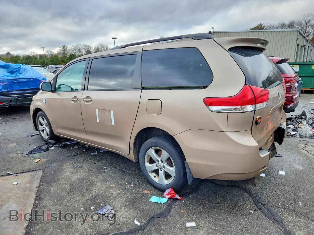 2014 TOYOTA All Models - VIN: 5TDKK3DCXES447853 - Фото 2