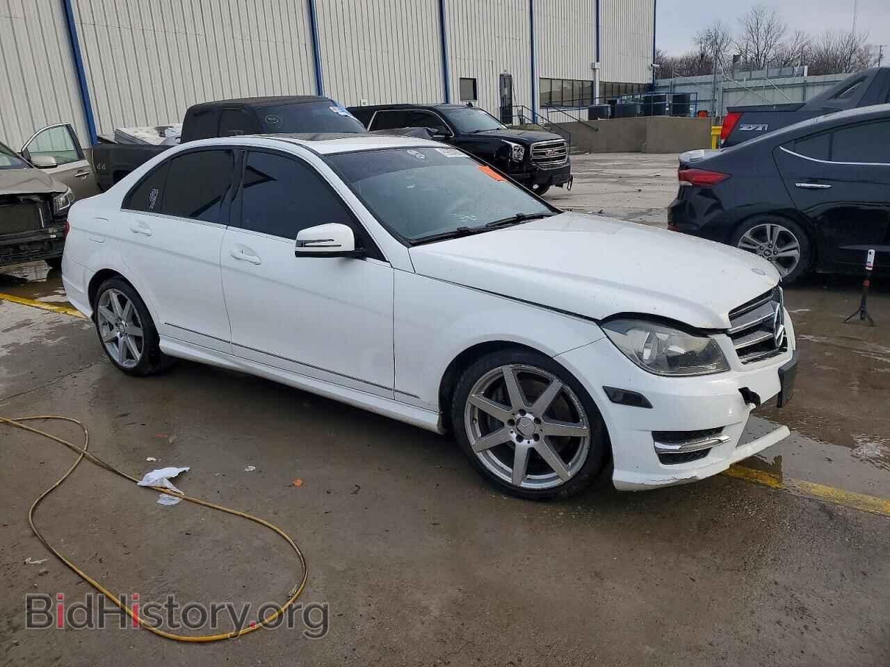 2014 MERCEDES-BENZ C-CLASS - VIN: WDDGF8AB8EA945068 - Фото 4