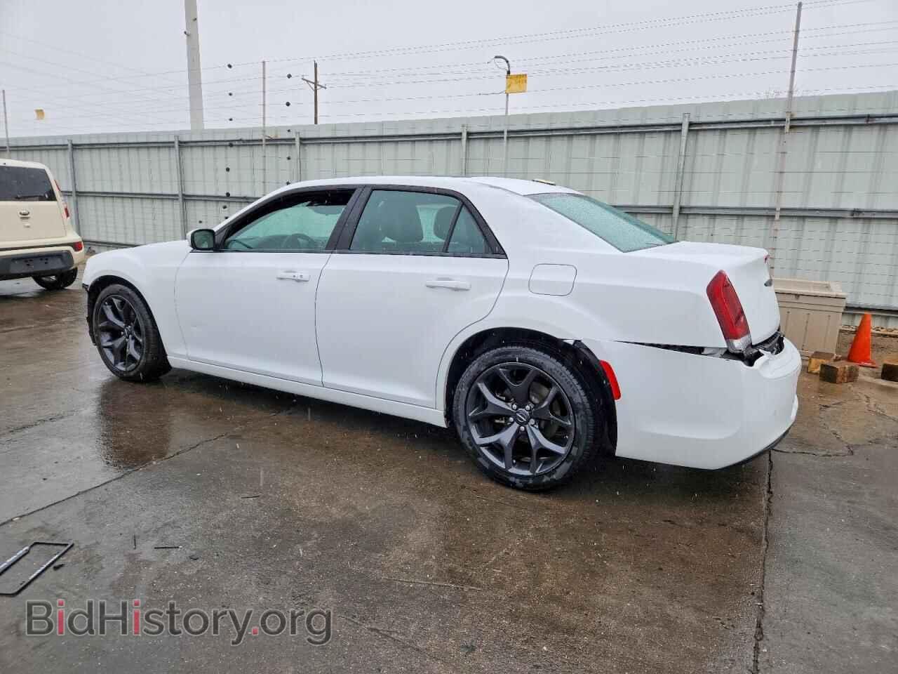 2023 CHRYSLER 300 - VIN: 2C3CCABG2PH537807 - Фото 2