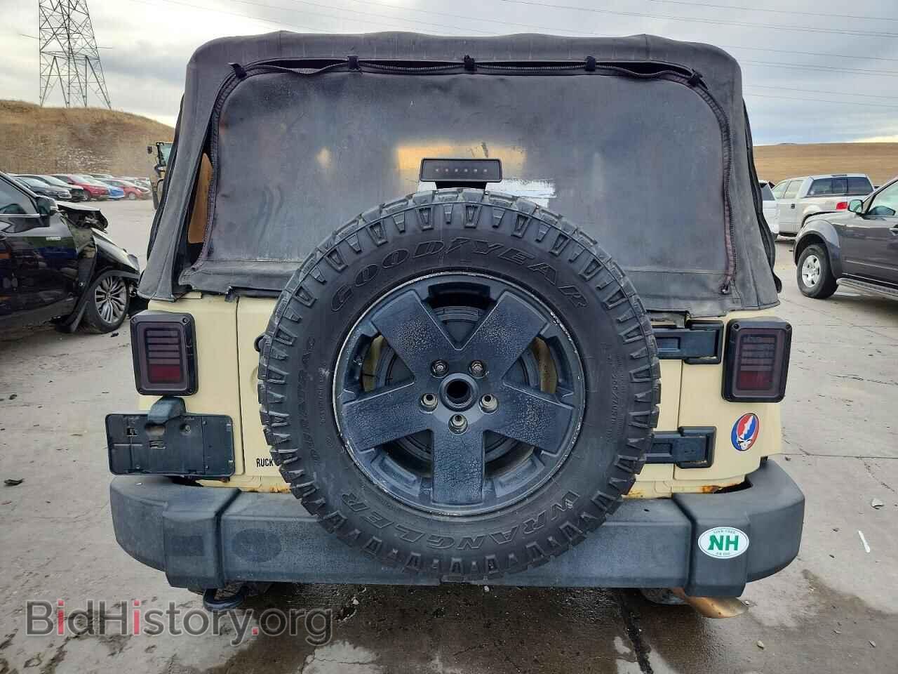 2011 JEEP WRANGLER - VIN: 1J4AA5D13BL638031 - Фото 6
