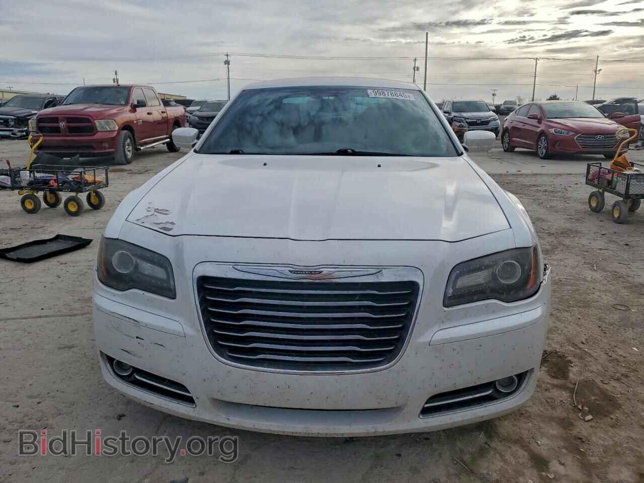 2014 CHRYSLER 300 - VIN: 2C3CCABG3EH139003 - Фото 5