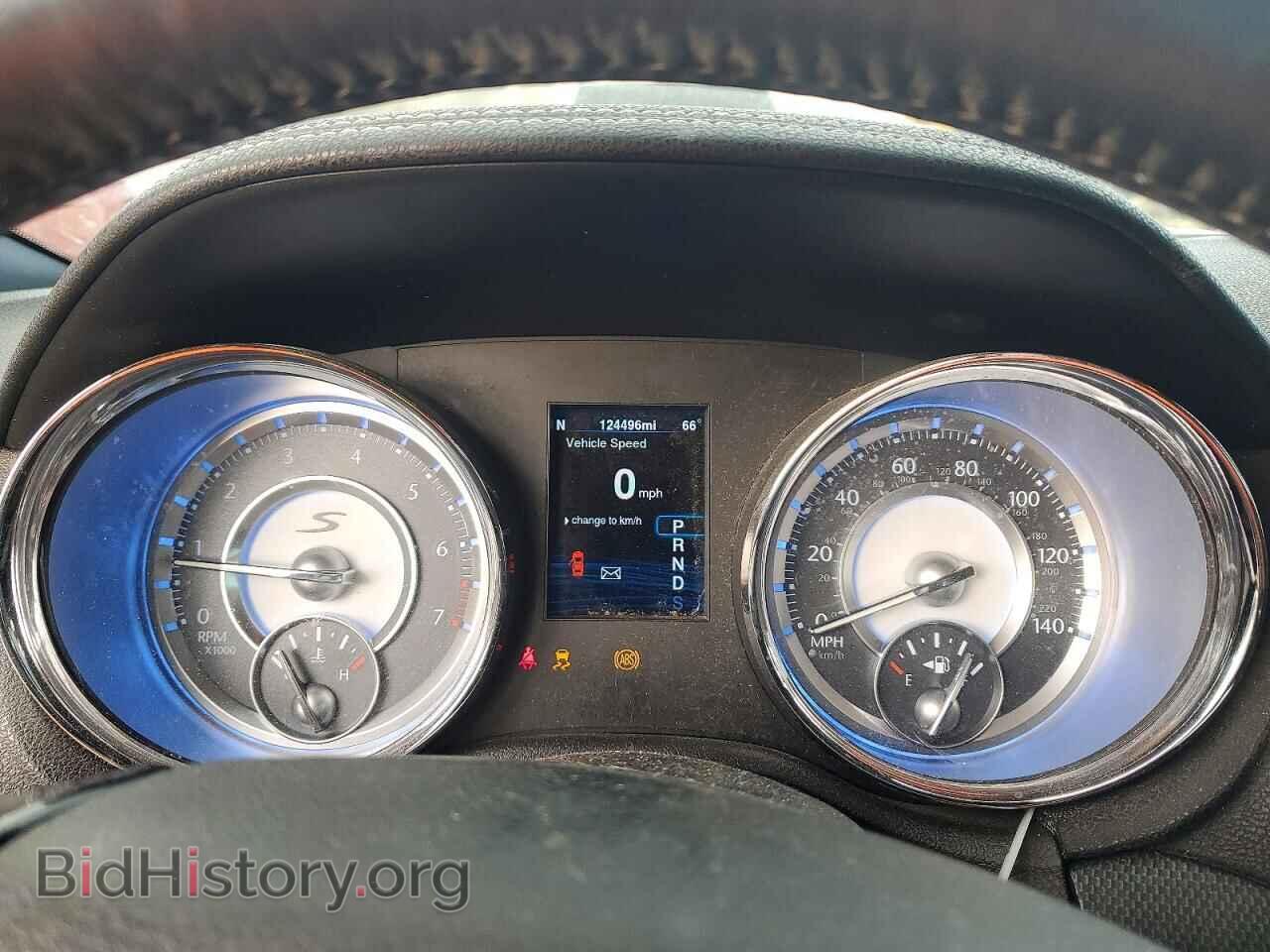 2014 CHRYSLER 300 - VIN: 2C3CCABG3EH139003 - Фото 9