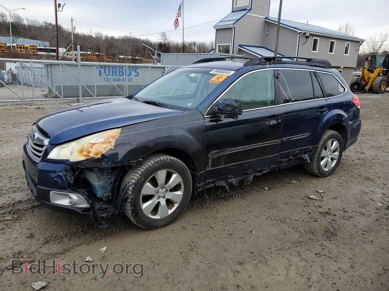 Photo 4S4BRBKC8B3385693 - SUBARU OUTBACK 2011