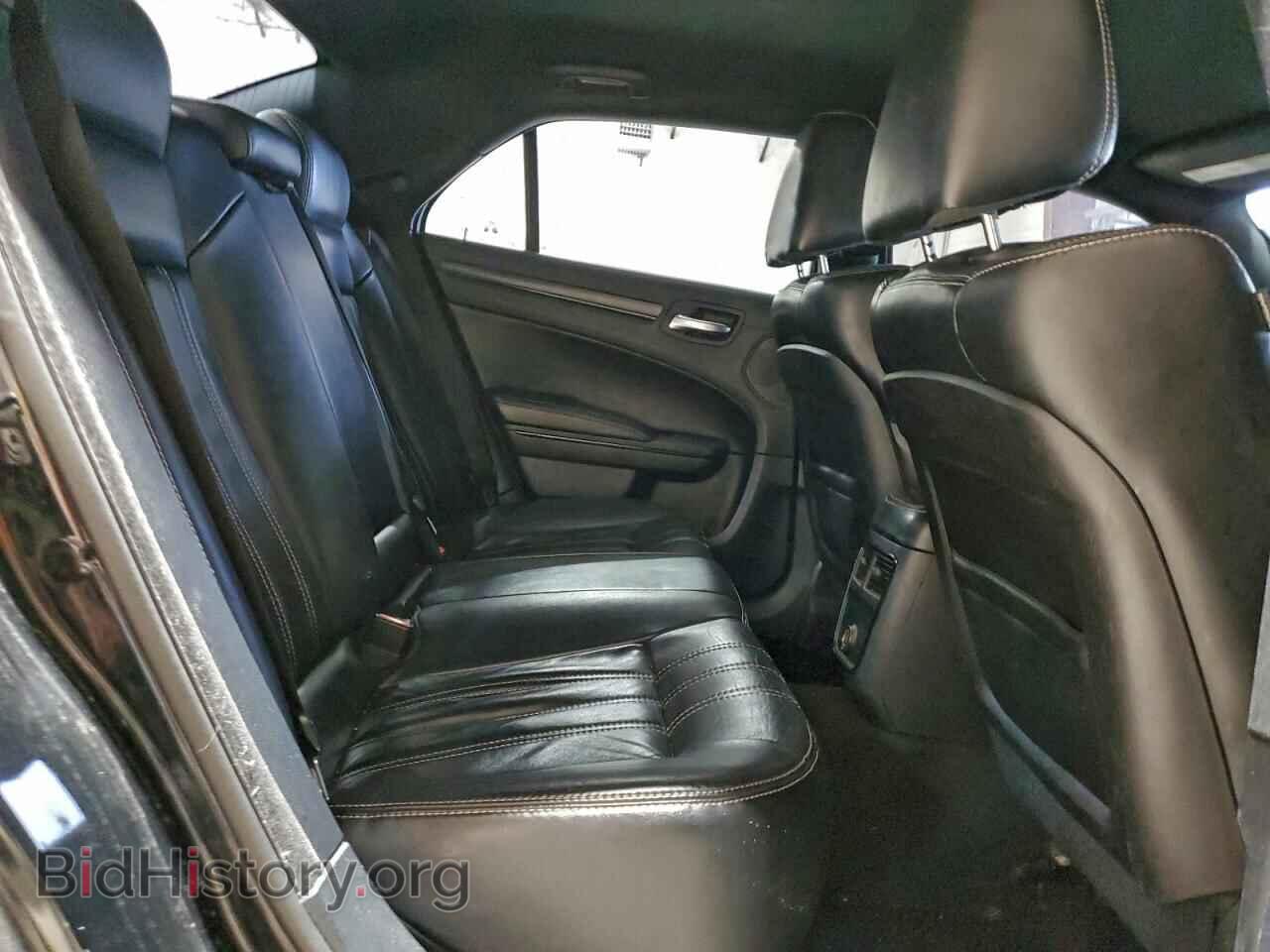 2014 CHRYSLER 300 - VIN: 2C3CCABG0EH286640 - Фото 10