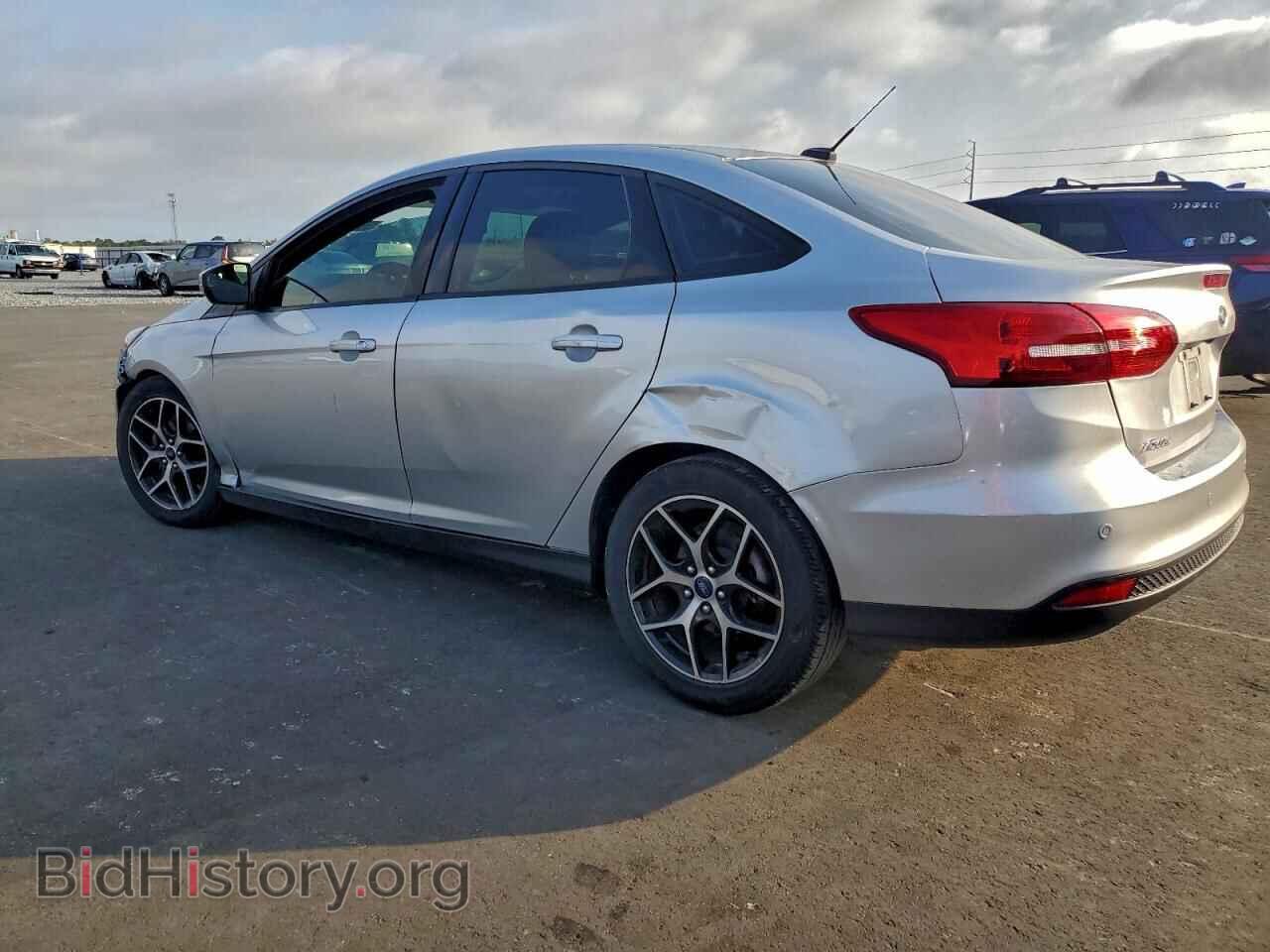 2017 FORD FOCUS - VIN: 1FADP3H2XHL337909 - Фото 2