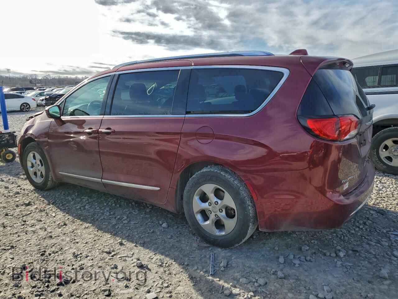 2017 CHRYSLER PACIFICA - VIN: 2C4RC1EG6HR832440 - Фото 2