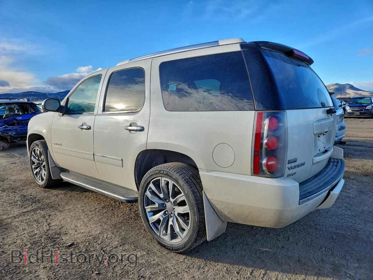 2011 GMC YUKON - VIN: 1GKS2EEF4BR253855 - Фото 2