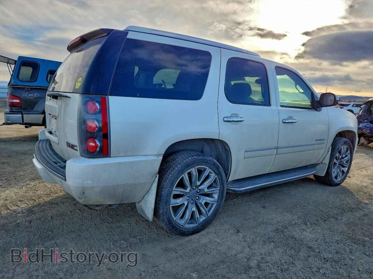2011 GMC YUKON - VIN: 1GKS2EEF4BR253855 - Фото 3