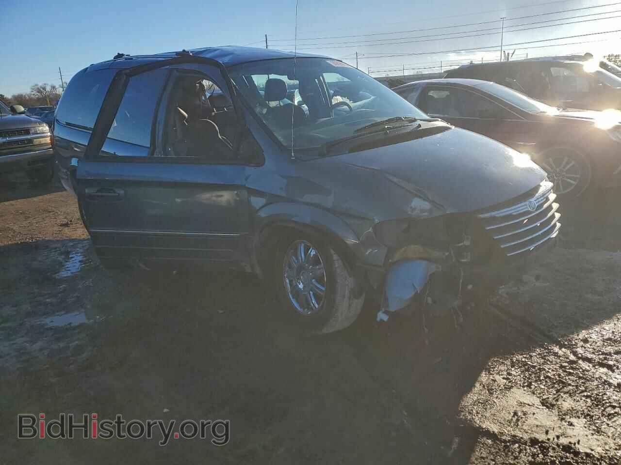 2005 CHRYSLER MINIVAN - VIN: 2C8GP64L05R135816 - Фото 4