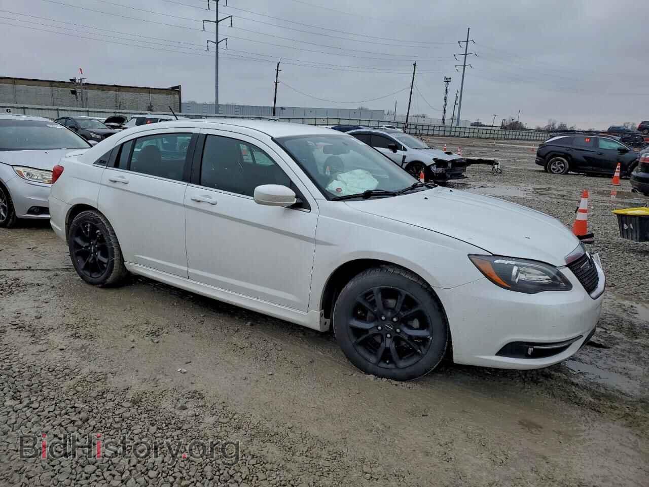 2013 CHRYSLER 200 - VIN: 1C3CCBCG3DN719300 - Photo 4