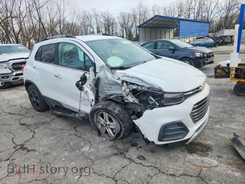 2018 Chevrolet TRAX (VIN KL7CJLSB8JB693011) — photo 4 of 13