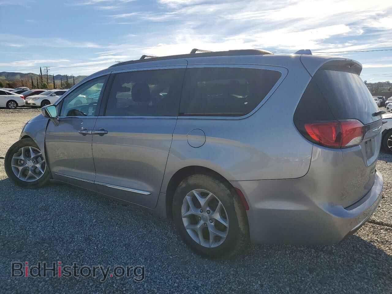 2017 CHRYSLER PACIFICA - VIN: 2C4RC1BG6HR656512 - Фото 2