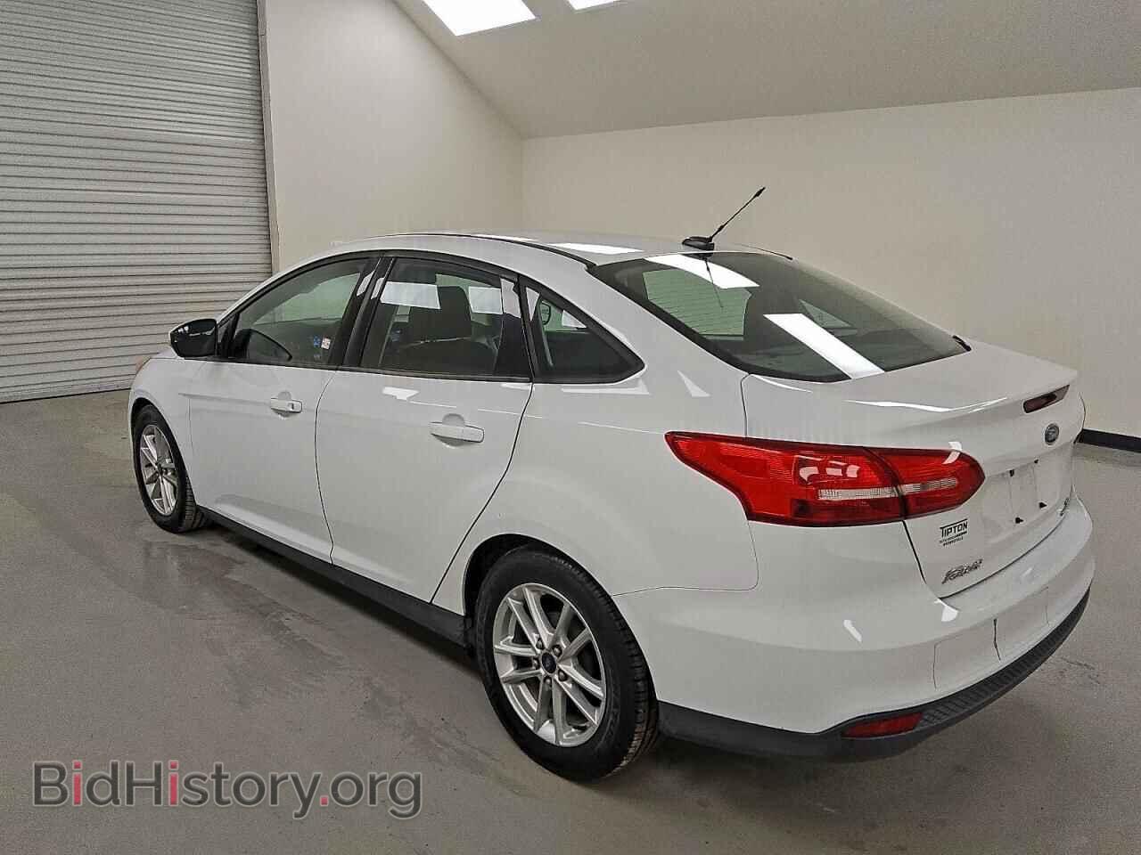 2016 FORD FOCUS - VIN: 1FADP3F2XGL215892 - Фото 2