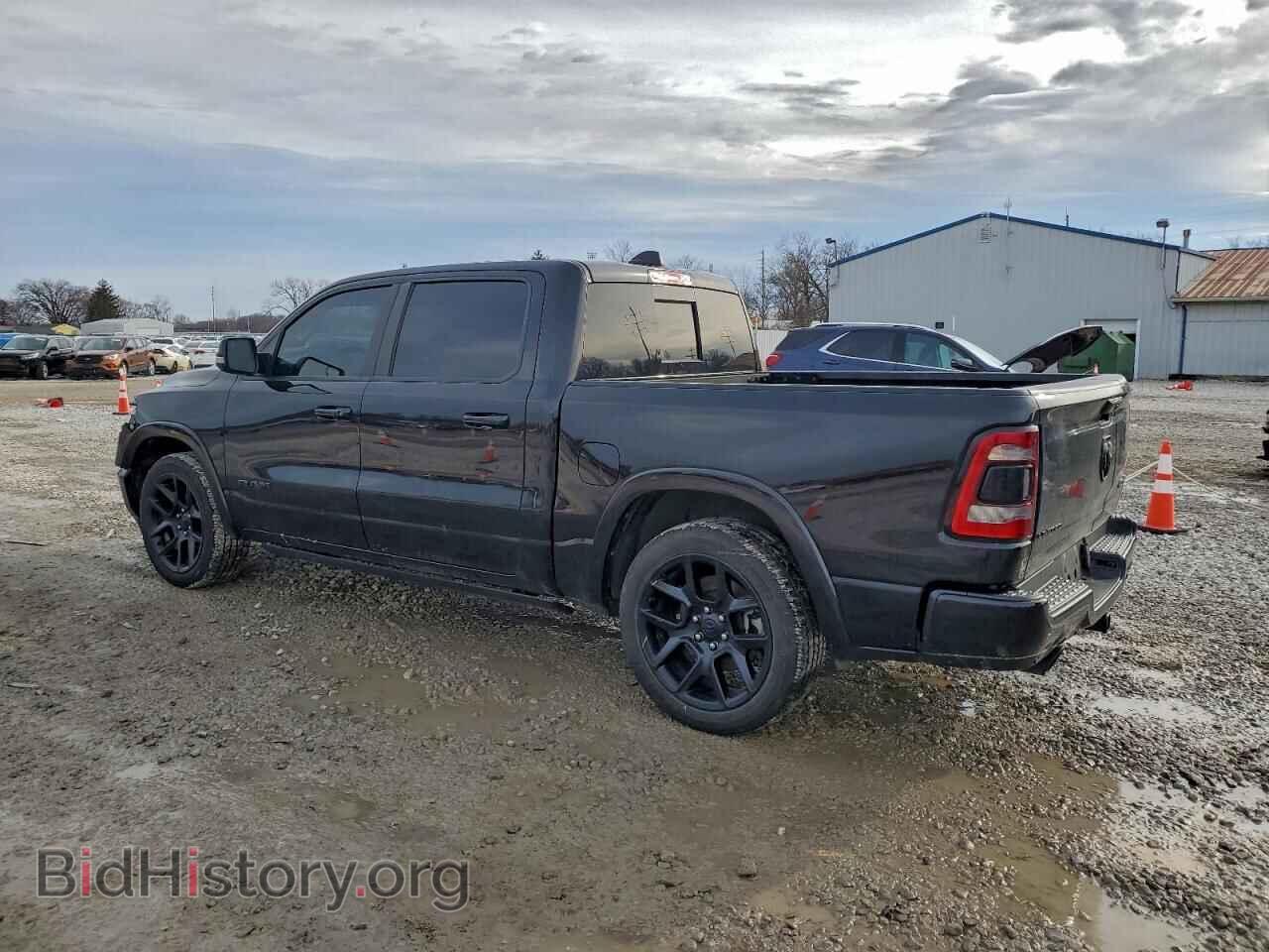 2020 RAM 1500 - VIN: 1C6SRFHT0LN379774 - Фото 2