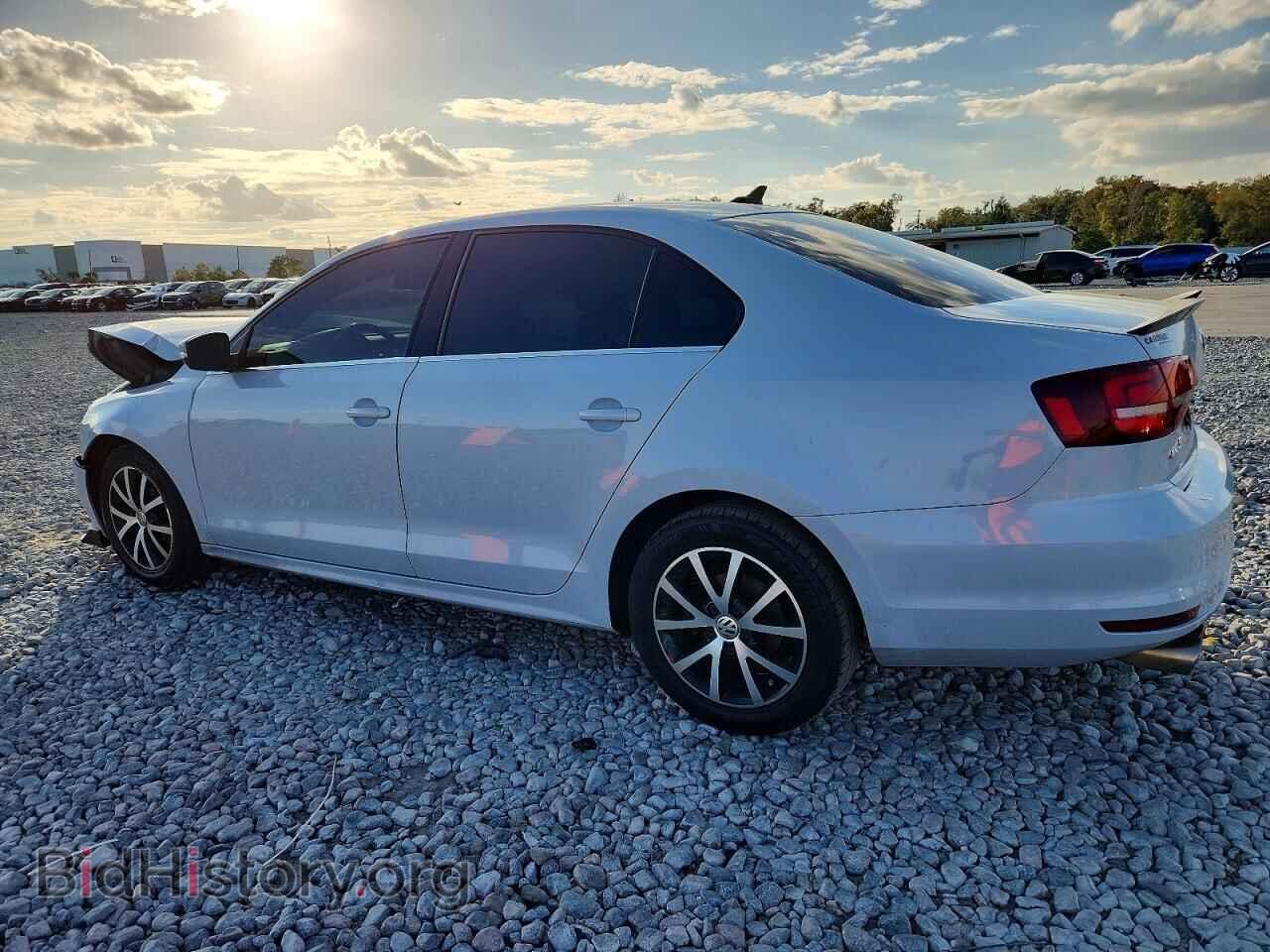 2017 VOLKSWAGEN JETTA - VIN: 3VWDB7AJ9HM269664 - Фото 2