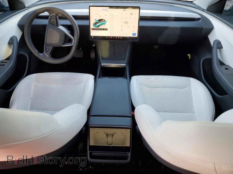 2024 Tesla MODEL 3 (VIN 5YJ3E1EA4RF855787) — photo 8 of 12