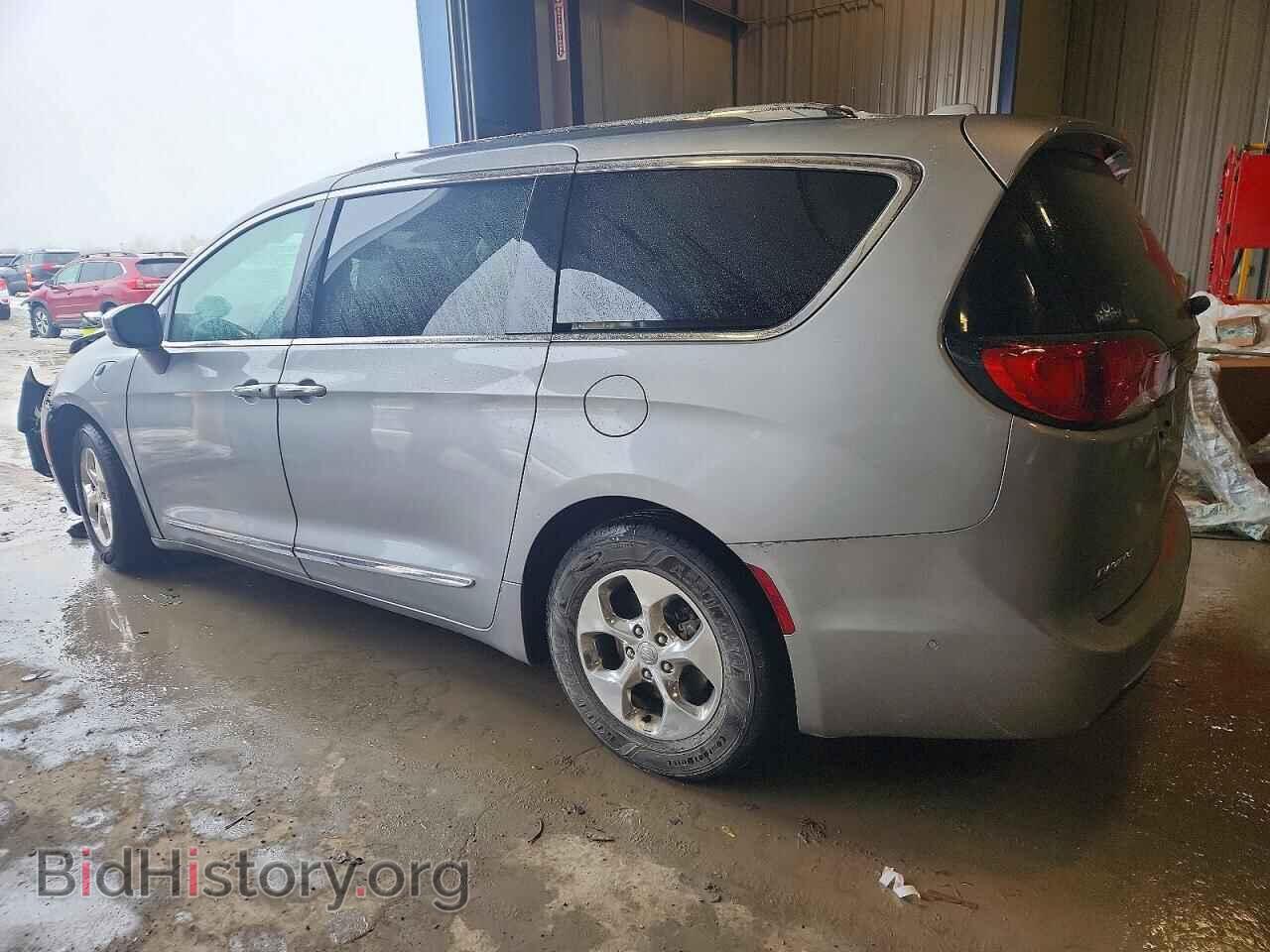 2018 CHRYSLER PACIFICA - VIN: 2C4RC1N70JR213144 - Фото 2