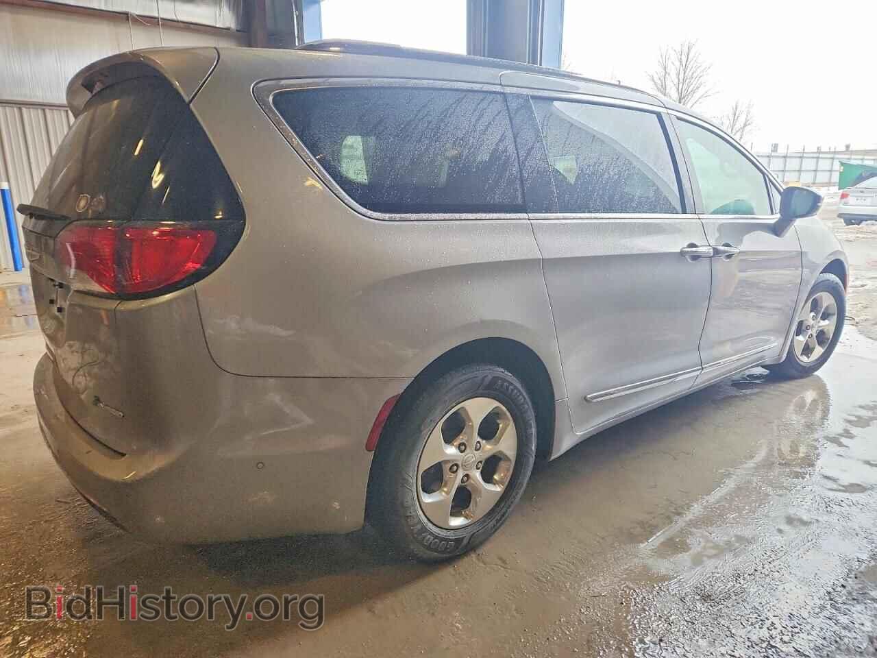 2018 CHRYSLER PACIFICA - VIN: 2C4RC1N70JR213144 - Фото 3