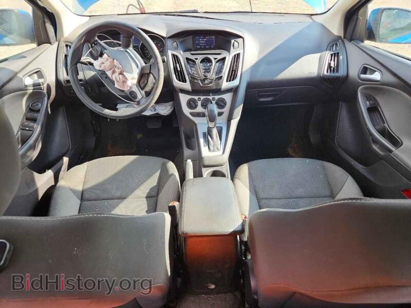2014 Ford FOCUS (VIN 1FADP3F22EL135659) — photo 8 of 14