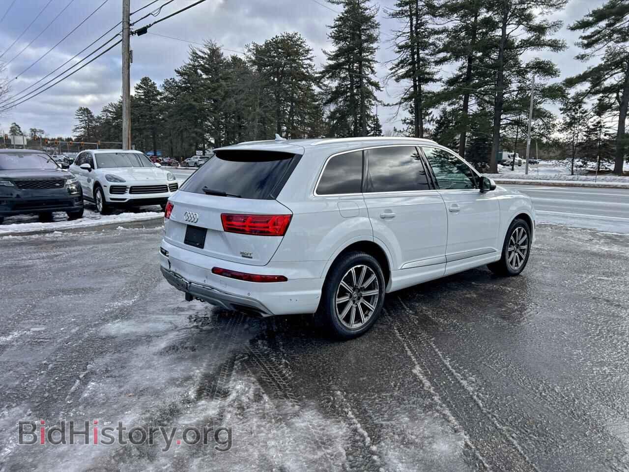 2018 AUDI Q7 - VIN: WA1VAAF71JD019996 - Фото 4