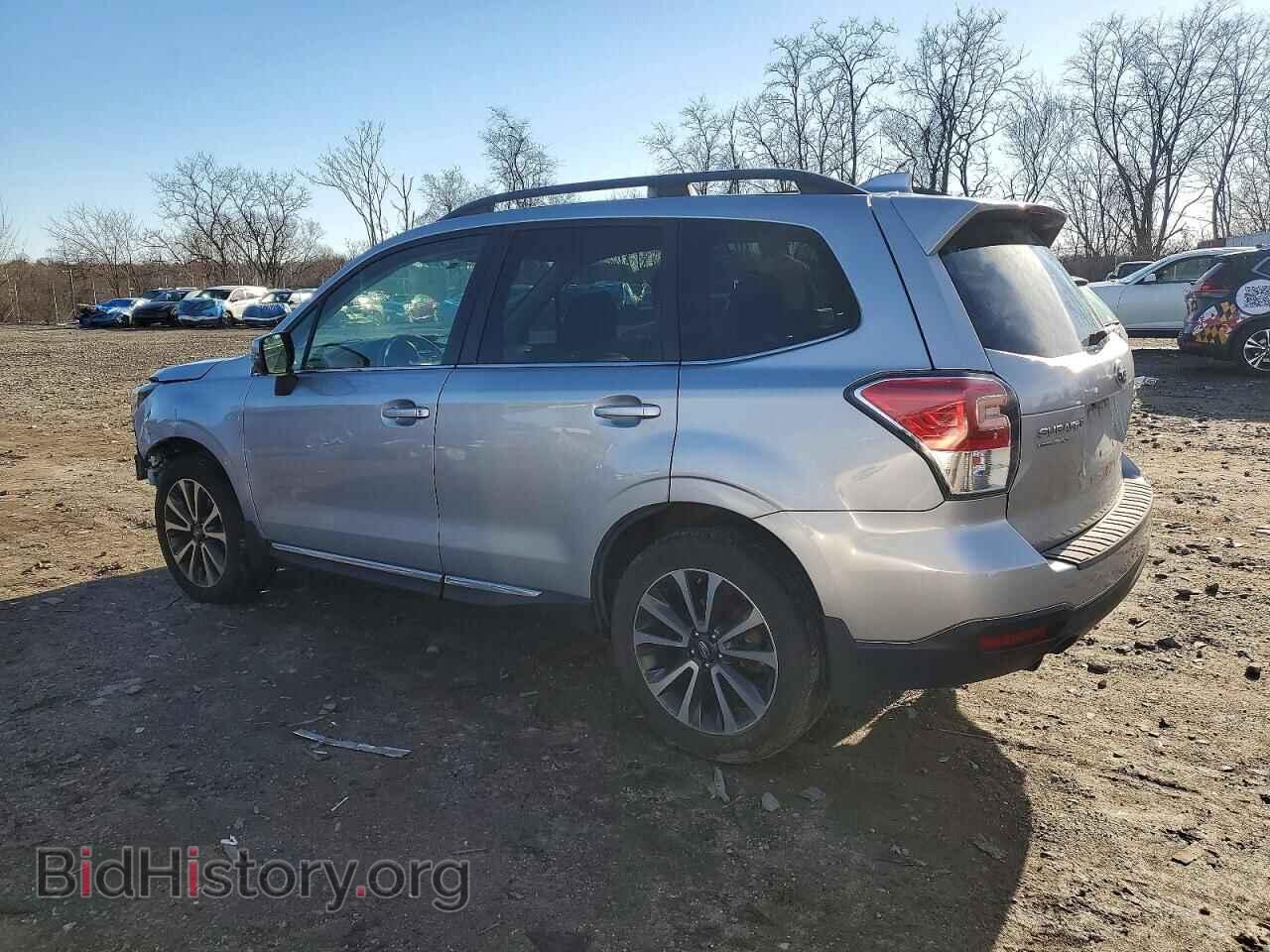 2017 SUBARU FORESTER - VIN: JF2SJGTC8HH567575 - Фото 2