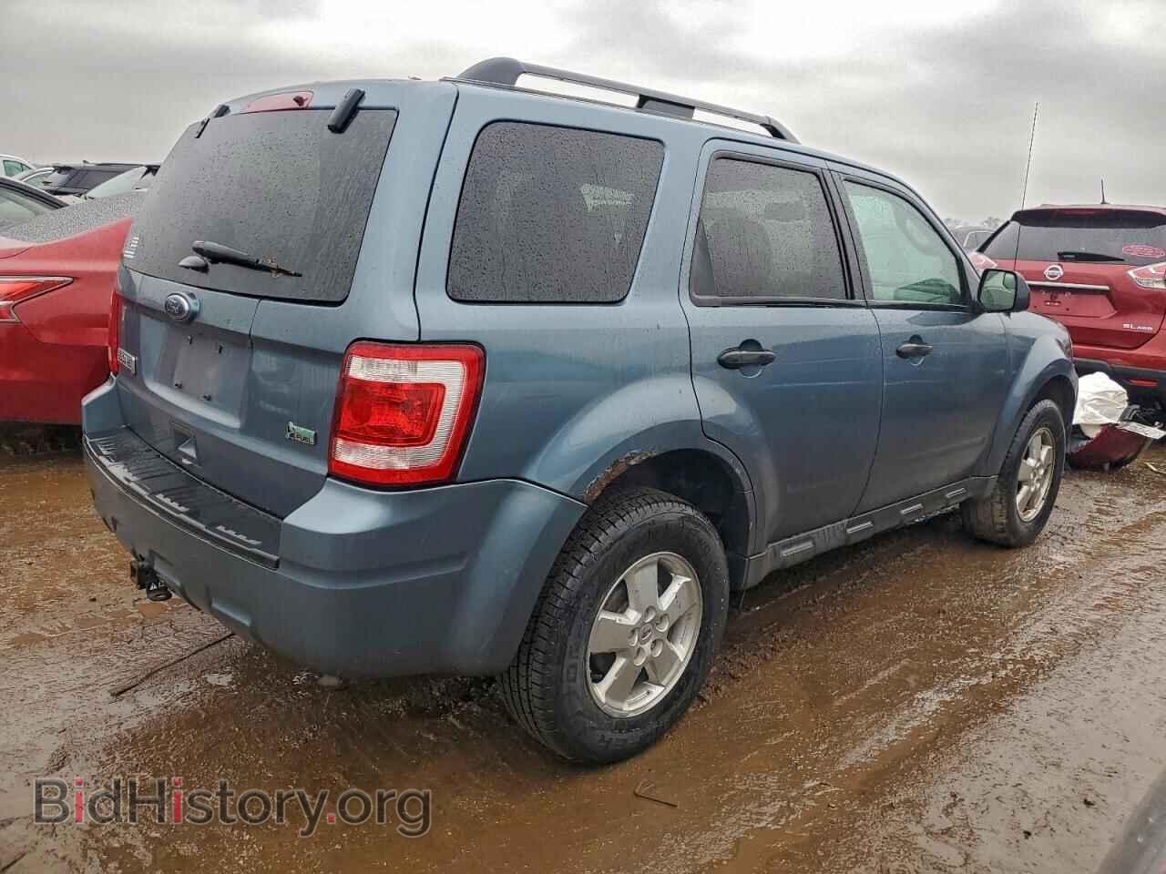 2011 FORD ESCAPE - VIN: 1FMCU0DG6BKB11082 - Фото 3