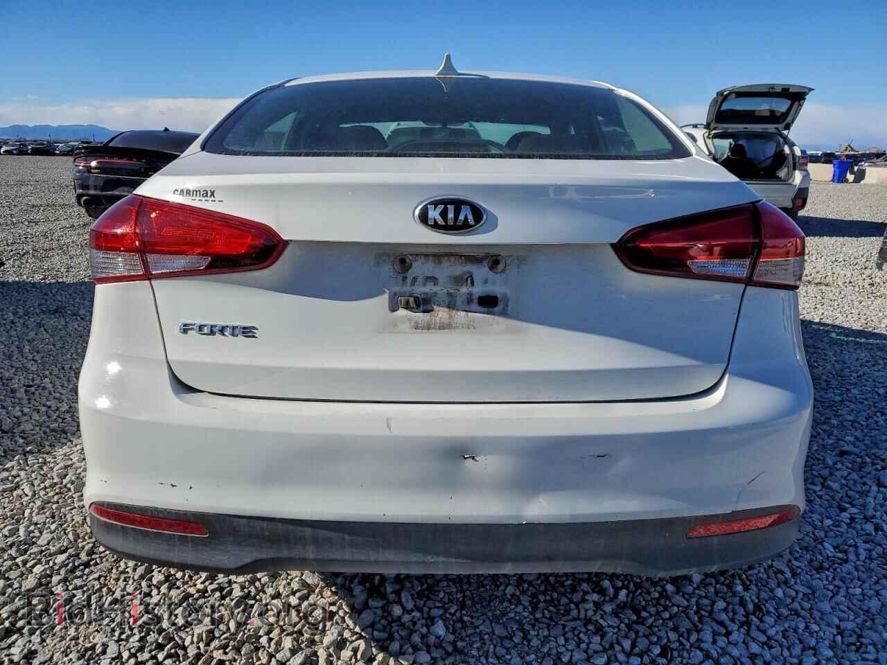 2017 KIA FORTE - VIN: 3KPFK4A75HE065520 - Фото 6