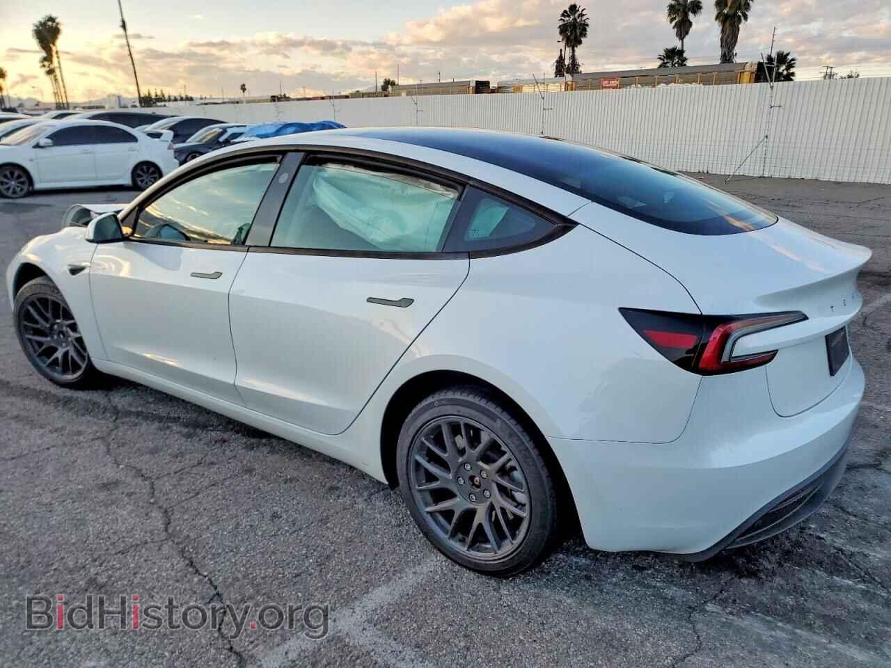 2025 TESLA MODEL 3 - VIN: 5YJ3E1EA7SF892029 - Photo 2