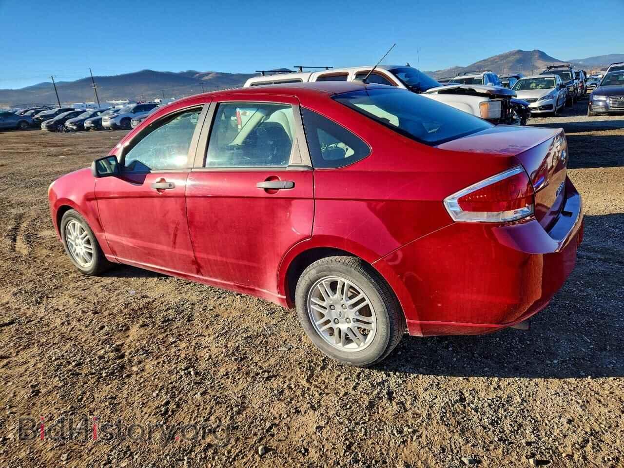 2011 FORD FOCUS - VIN: 1FAHP3FN2BW168196 - Фото 2