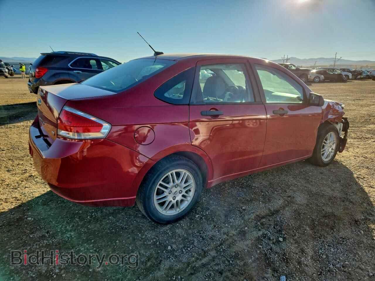 2011 FORD FOCUS - VIN: 1FAHP3FN2BW168196 - Фото 3