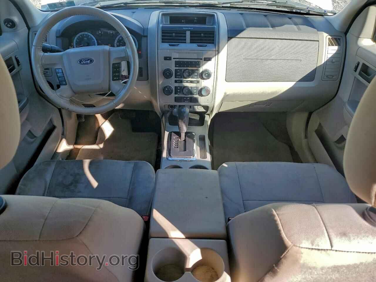 2011 FORD ESCAPE - VIN: 1FMCU9DG2BKB19961 - Фото 8