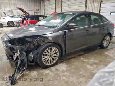 2015 Ford FOCUS Titanium, gray — VIN 1FADP3J28FL297837, Copart