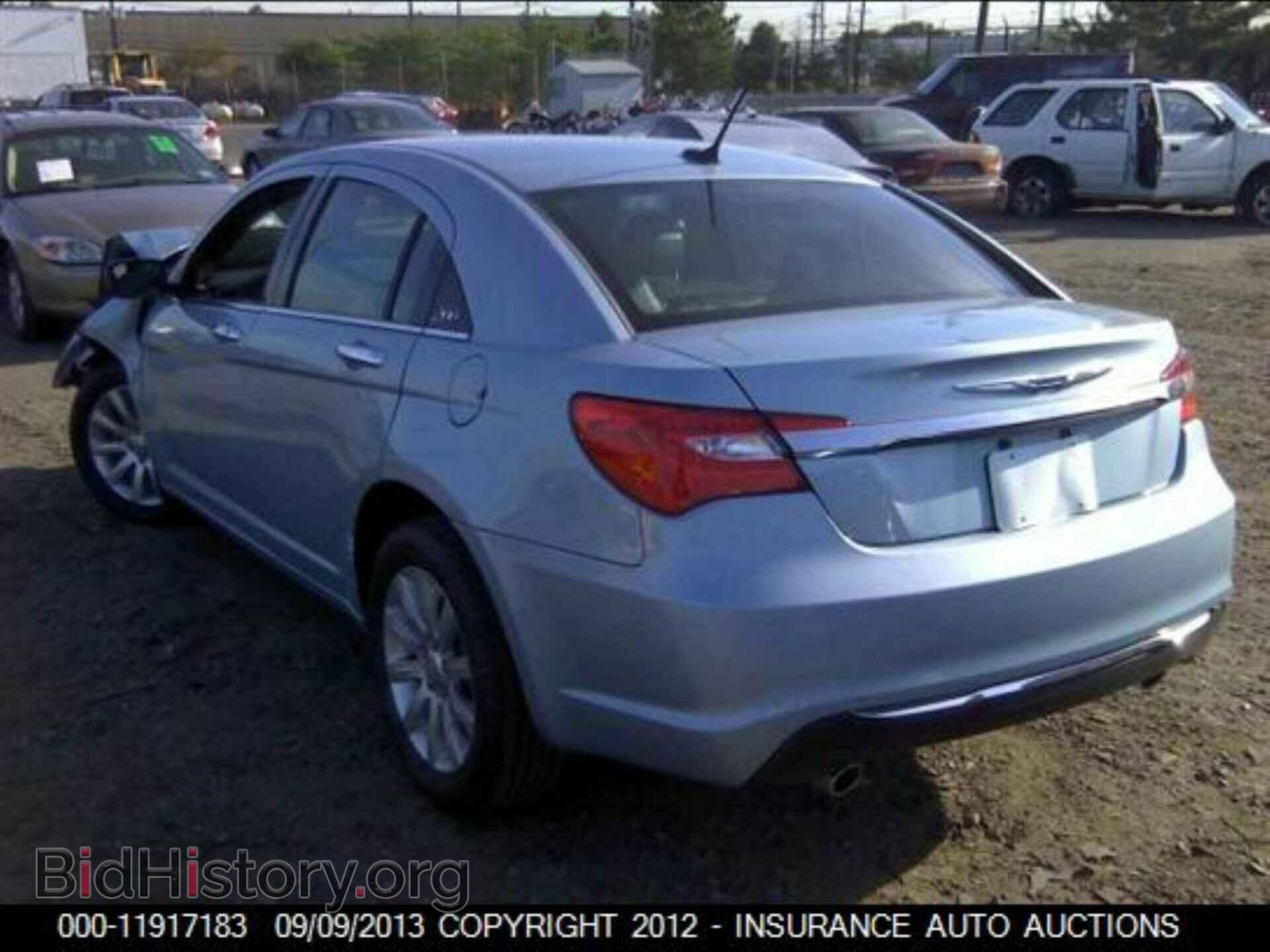 2013 Chrysler 200 - VIN: 1C3CCBCG7DN696572 - Фото 3