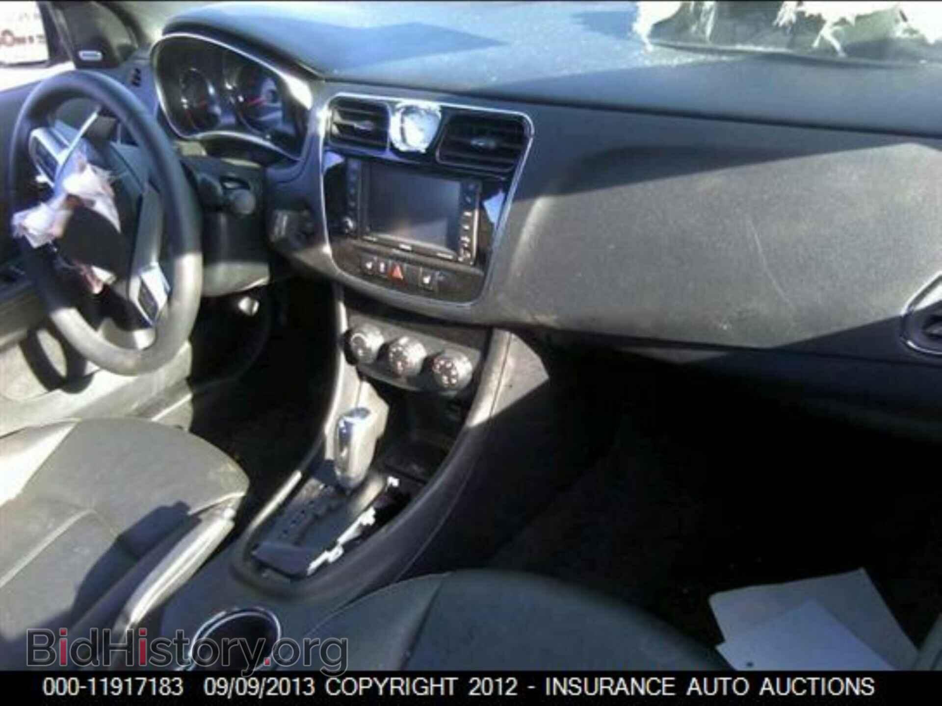 2013 Chrysler 200 - VIN: 1C3CCBCG7DN696572 - Фото 5