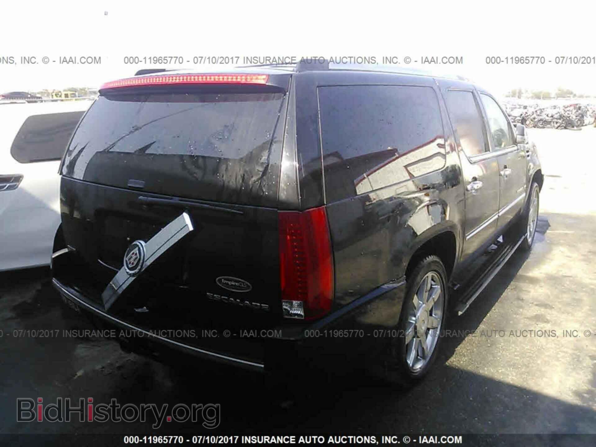 2011 Cadillac Escalade - VIN: 1GYS3JEF4BR319817 - Фото 4