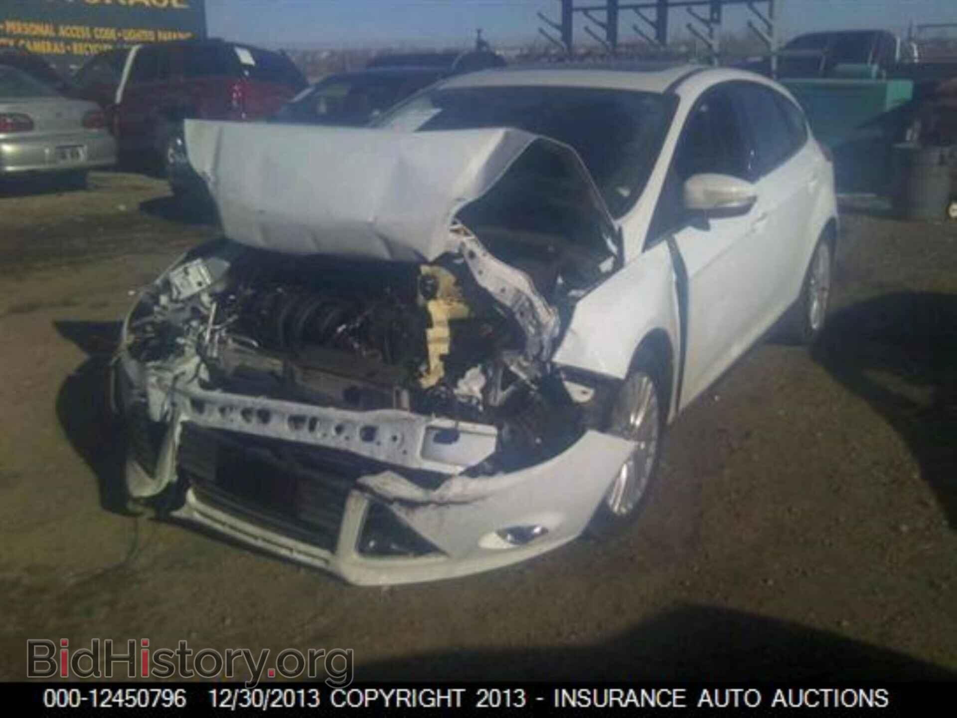 2012 Ford Focus - VIN: 1FAHP3M29CL430520 - Фото 2