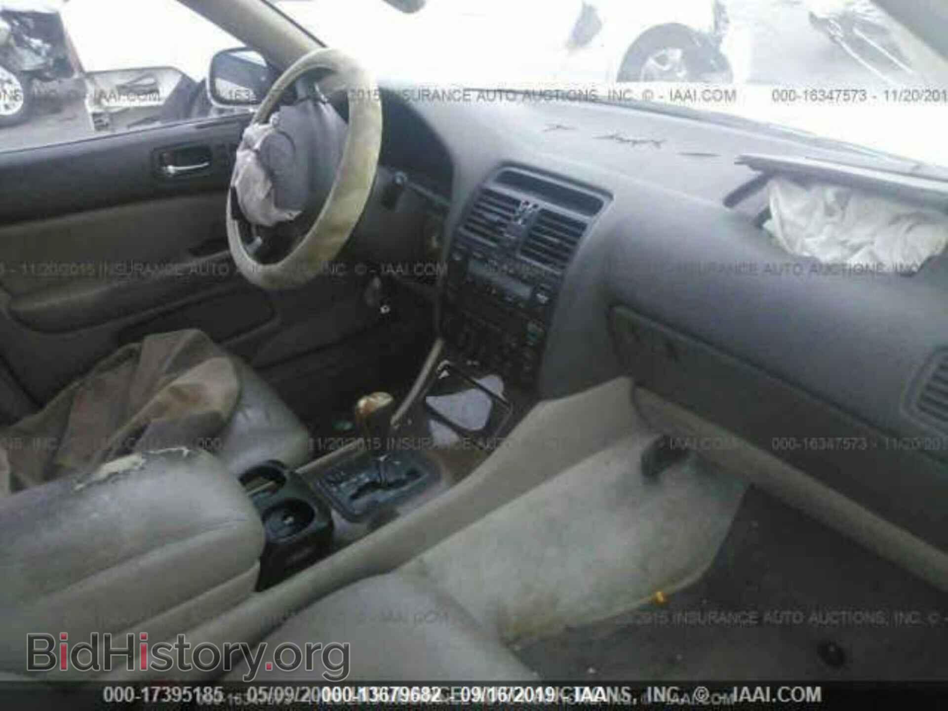 1996 LEXUS LS - VIN: JT8BH22FXT0056741 - Photo 5