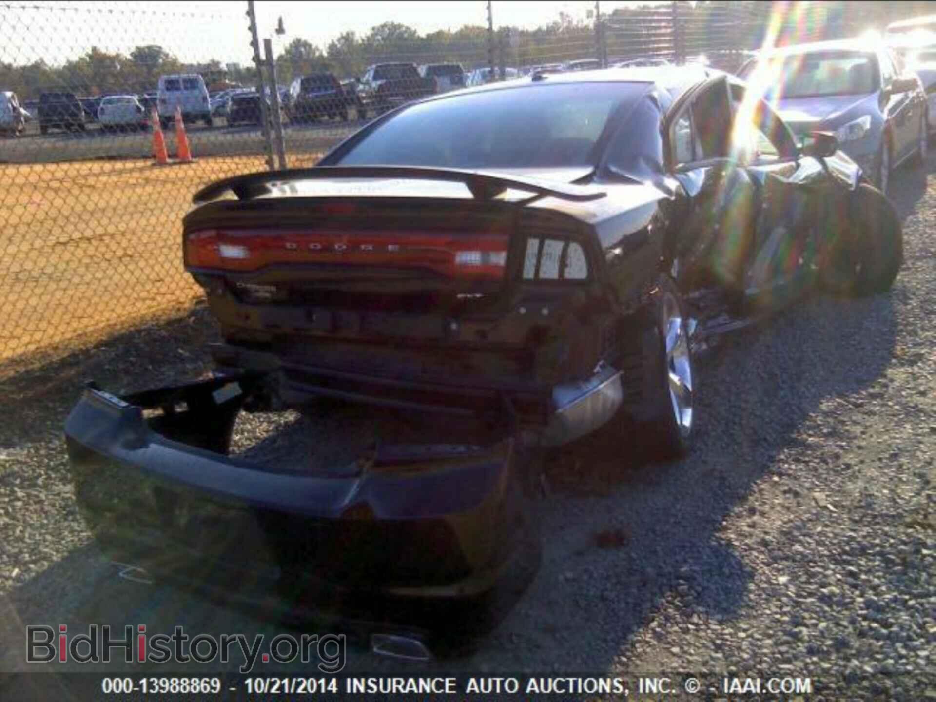 2014 Dodge Charger - VIN: 2C3CDXHG4EH277902 - Photo 4